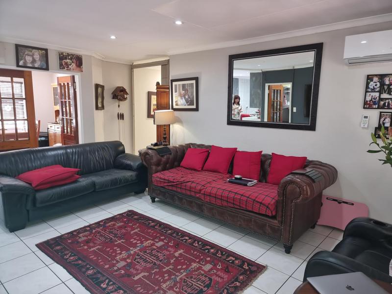 4 Bedroom Property for Sale in Marais Steyn Park Gauteng