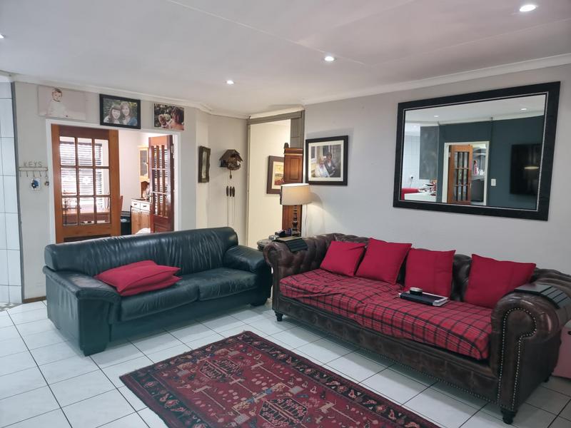 4 Bedroom Property for Sale in Marais Steyn Park Gauteng