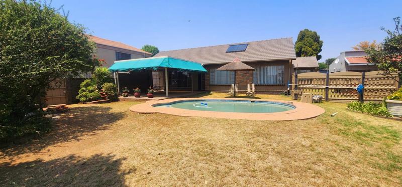 4 Bedroom Property for Sale in Talbotpark Gauteng