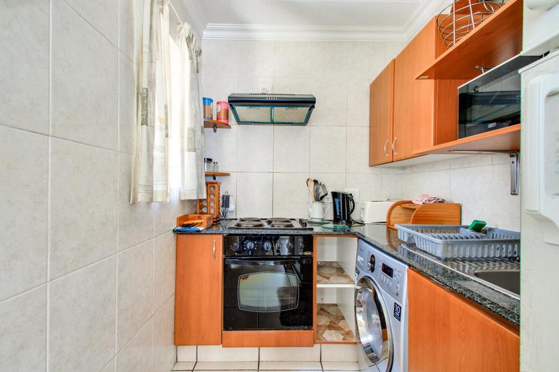 To Let 2 Bedroom Property for Rent in Sandown Gauteng