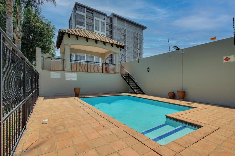 To Let 2 Bedroom Property for Rent in Sandown Gauteng