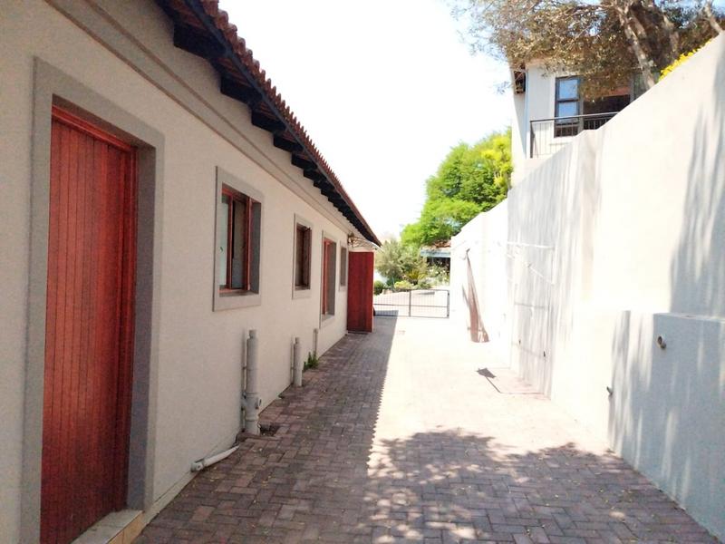 3 Bedroom Property for Sale in Featherbrooke Estate Gauteng