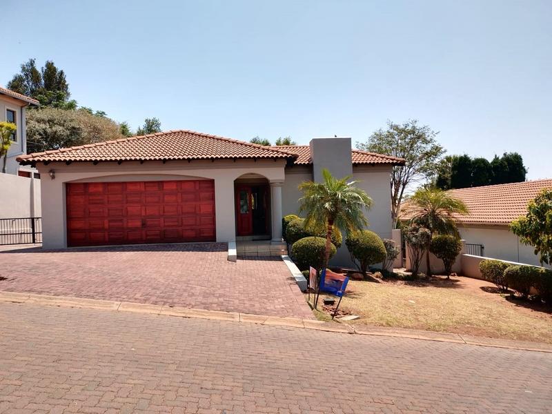 3 Bedroom Property for Sale in Featherbrooke Estate Gauteng