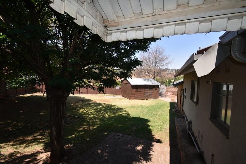 3 Bedroom Property for Sale in Kenmare Gauteng