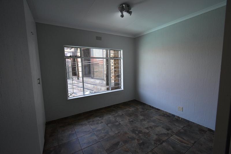 3 Bedroom Property for Sale in Kenmare Gauteng