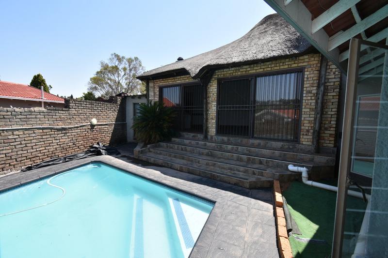 3 Bedroom Property for Sale in Kenmare Gauteng