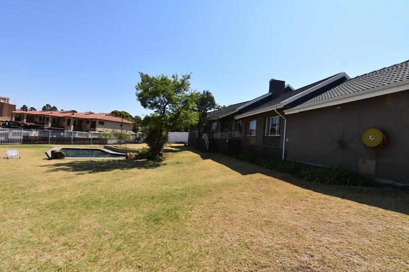 3 Bedroom Property for Sale in Monument Gauteng