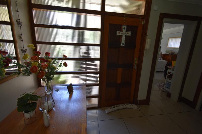 5 Bedroom Property for Sale in Noordheuwel Gauteng