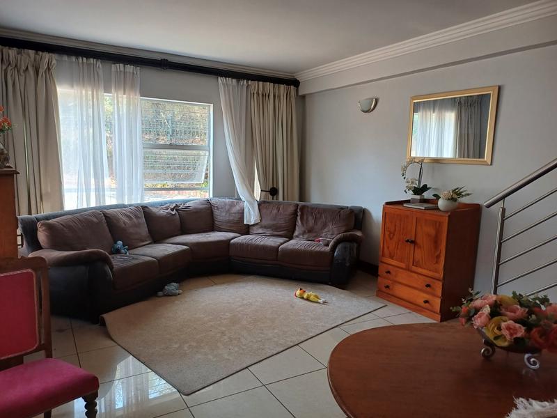 5 Bedroom Property for Sale in Noordheuwel Gauteng