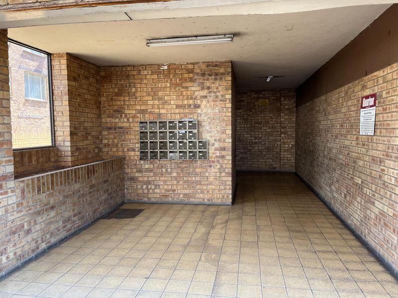 2 Bedroom Property for Sale in Pretoria West Gauteng