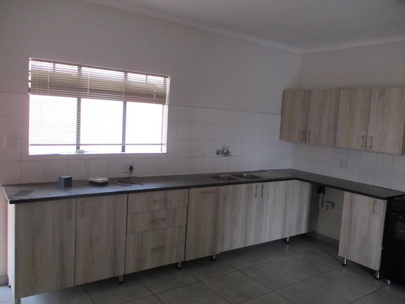 To Let 2 Bedroom Property for Rent in Lynnwood Gauteng