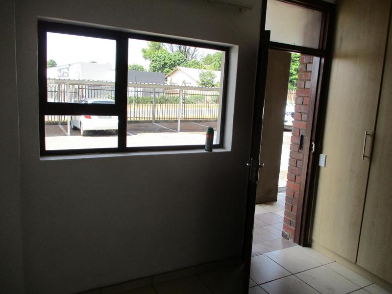 To Let 1 Bedroom Property for Rent in Silverton Gauteng