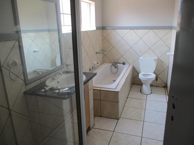 To Let 3 Bedroom Property for Rent in Equestria Gauteng