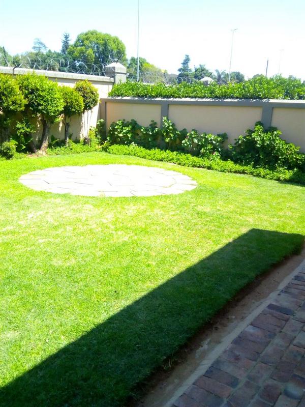 To Let 3 Bedroom Property for Rent in Equestria Gauteng