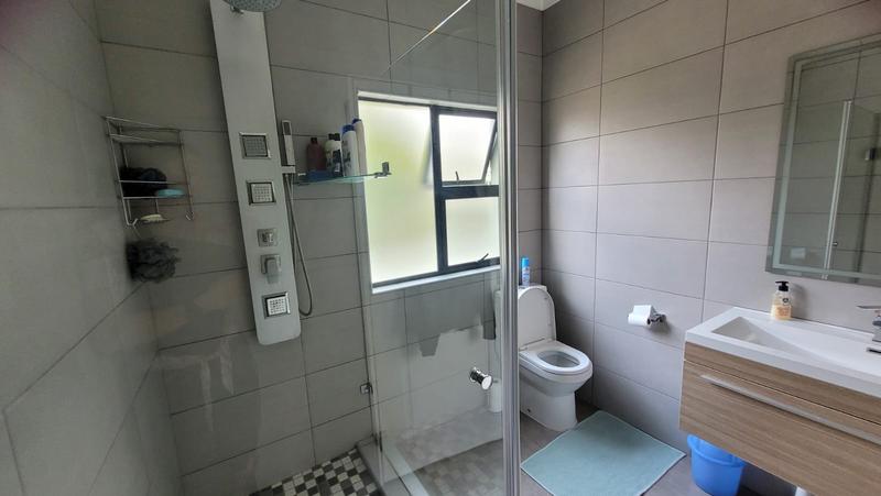 3 Bedroom Property for Sale in Magaliessig Gauteng