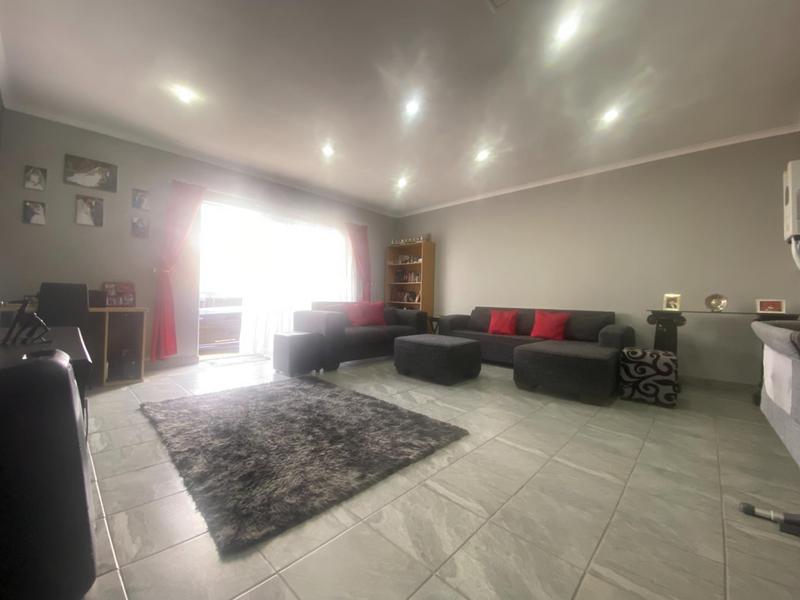 3 Bedroom Property for Sale in Thatchfield Gauteng