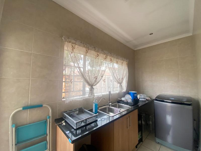 3 Bedroom Property for Sale in Thatchfield Gauteng