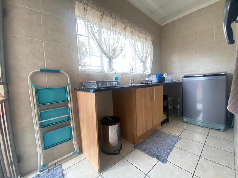 3 Bedroom Property for Sale in Thatchfield Gauteng