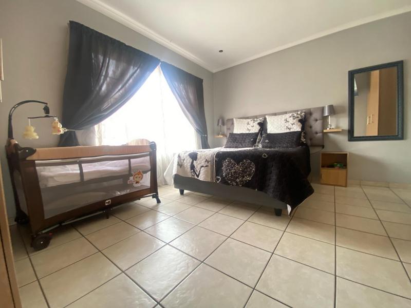 3 Bedroom Property for Sale in Thatchfield Gauteng