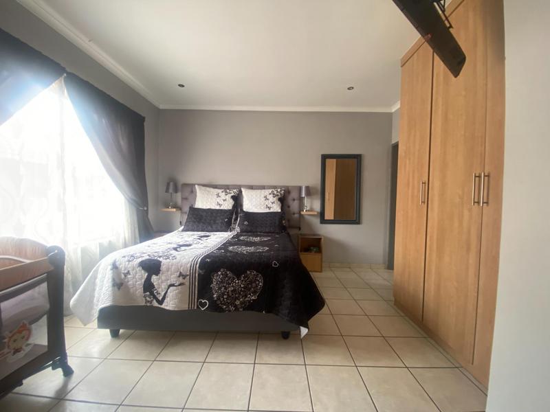 3 Bedroom Property for Sale in Thatchfield Gauteng