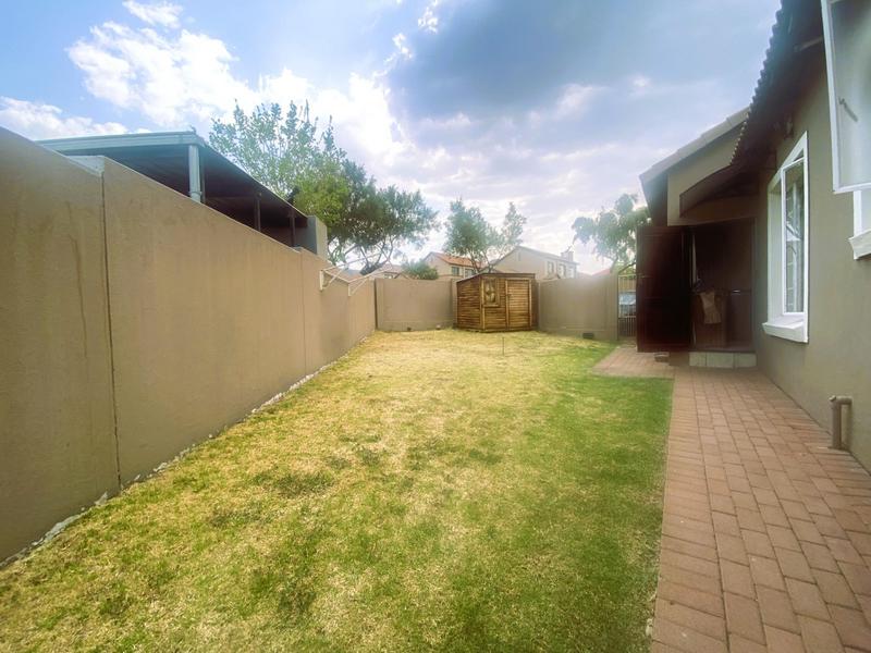 3 Bedroom Property for Sale in Thatchfield Gauteng