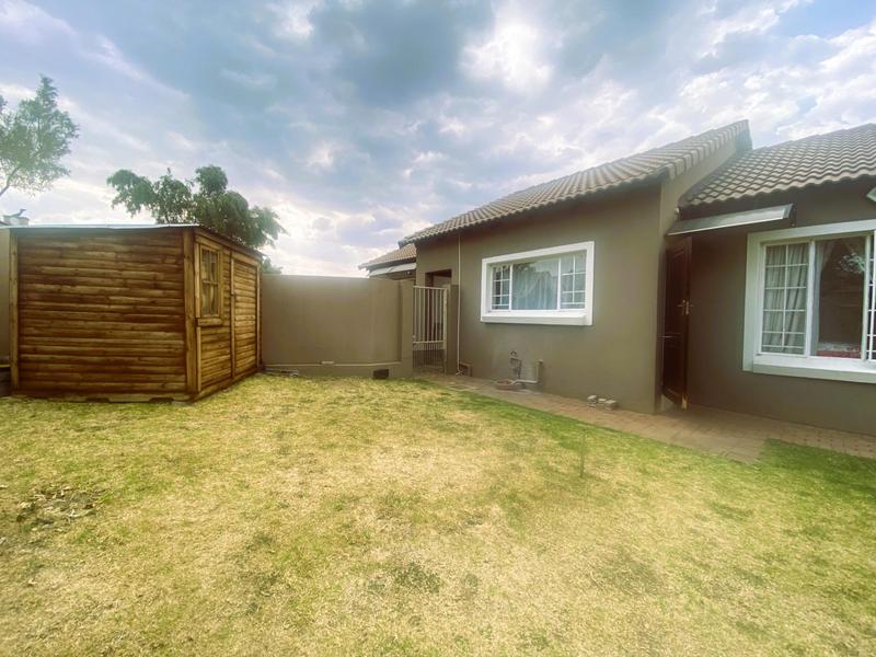 3 Bedroom Property for Sale in Thatchfield Gauteng