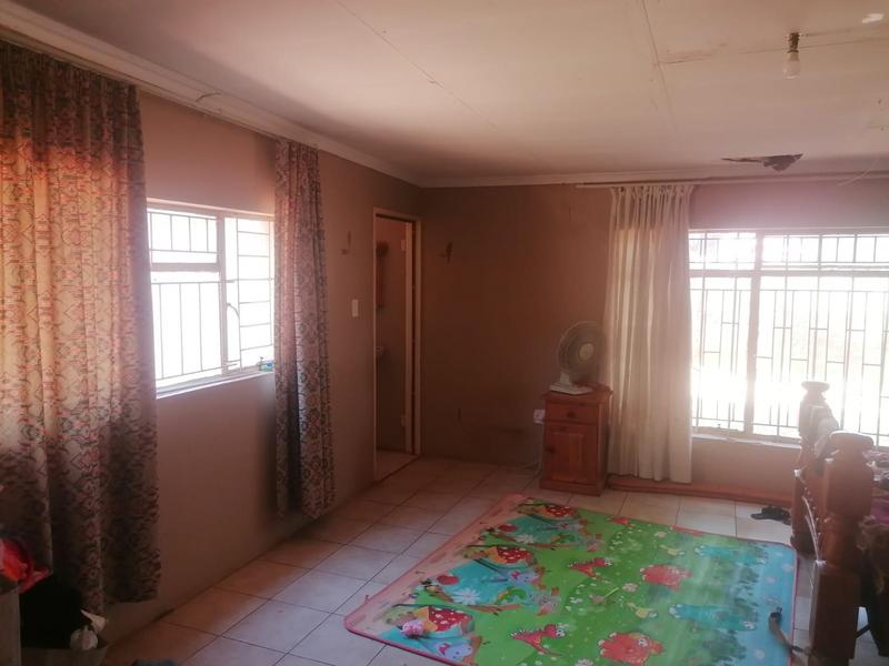 Commercial Property for Sale in Magaliesmoot Gauteng