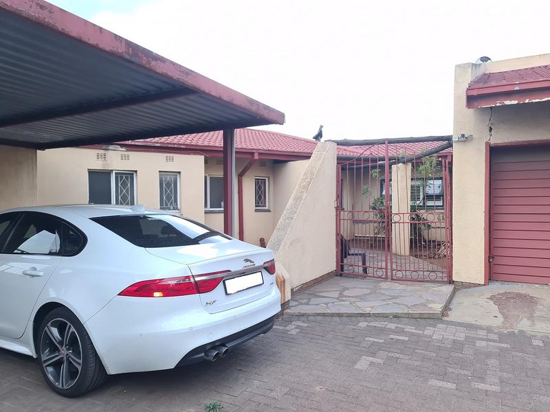 3 Bedroom Property for Sale in Vanderbijlpark SE 6 Gauteng