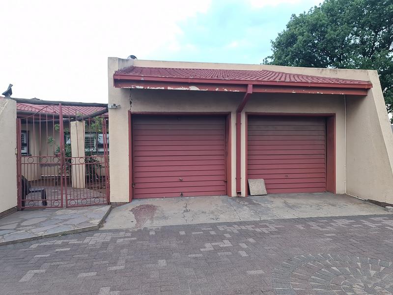 3 Bedroom Property for Sale in Vanderbijlpark SE 6 Gauteng