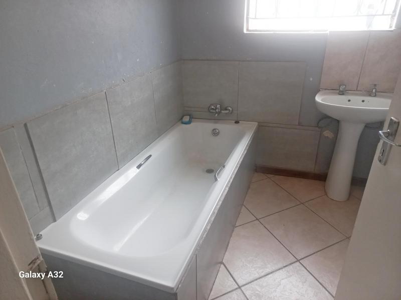 3 Bedroom Property for Sale in Birch Acres Gauteng