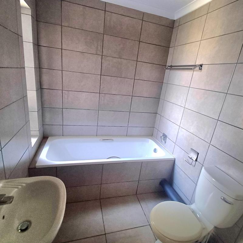 2 Bedroom Property for Sale in Pomona AH Gauteng