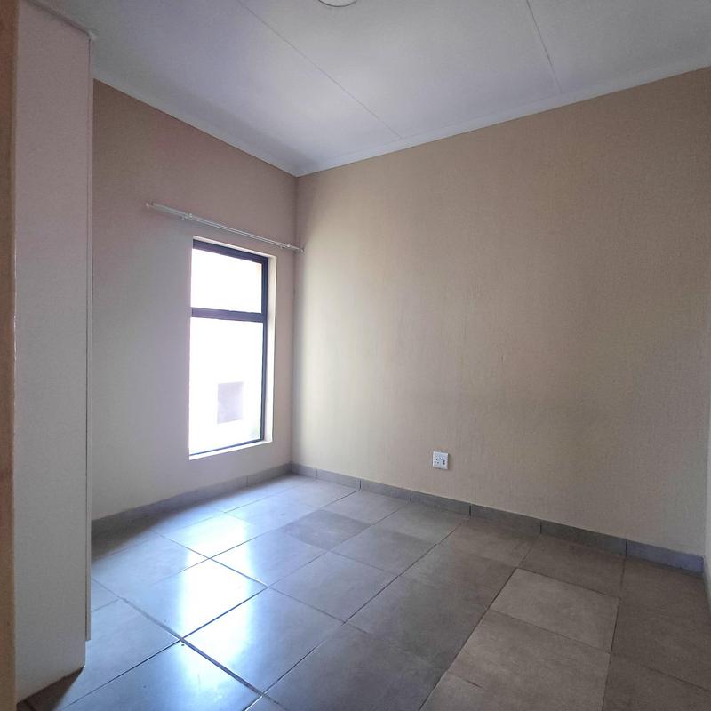 2 Bedroom Property for Sale in Pomona AH Gauteng