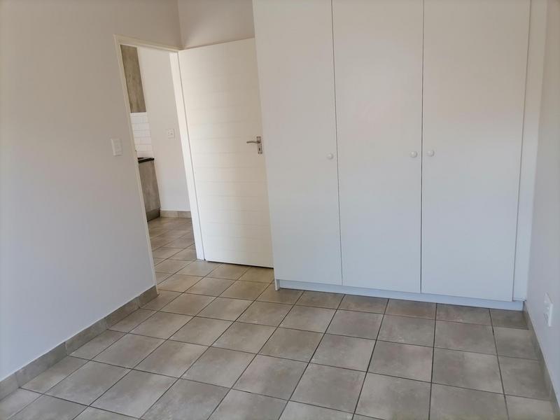 To Let 1 Bedroom Property for Rent in Die Hoewes Gauteng