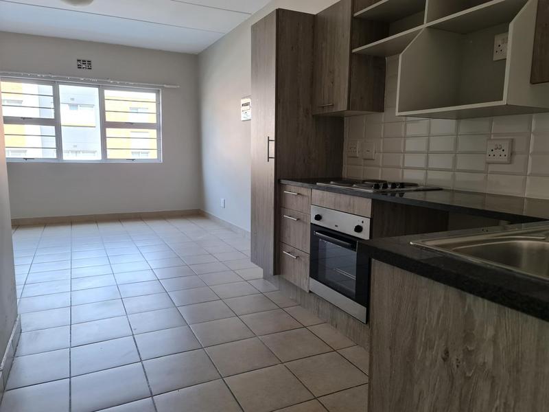 To Let 2 Bedroom Property for Rent in Die Hoewes Gauteng