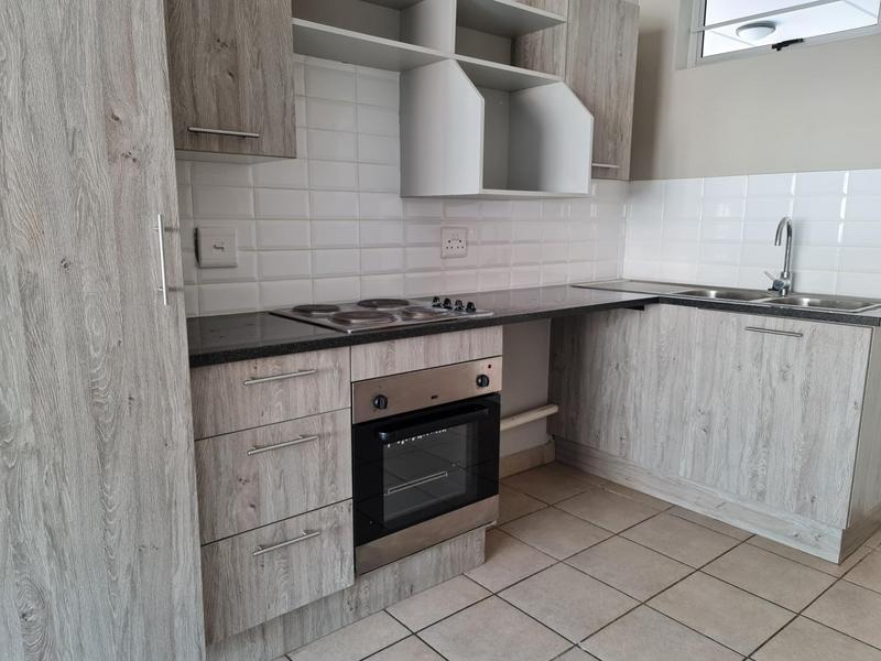 To Let 2 Bedroom Property for Rent in Die Hoewes Gauteng