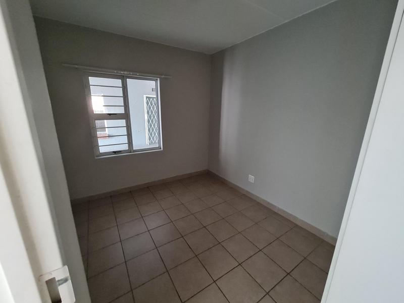 To Let 2 Bedroom Property for Rent in Die Hoewes Gauteng