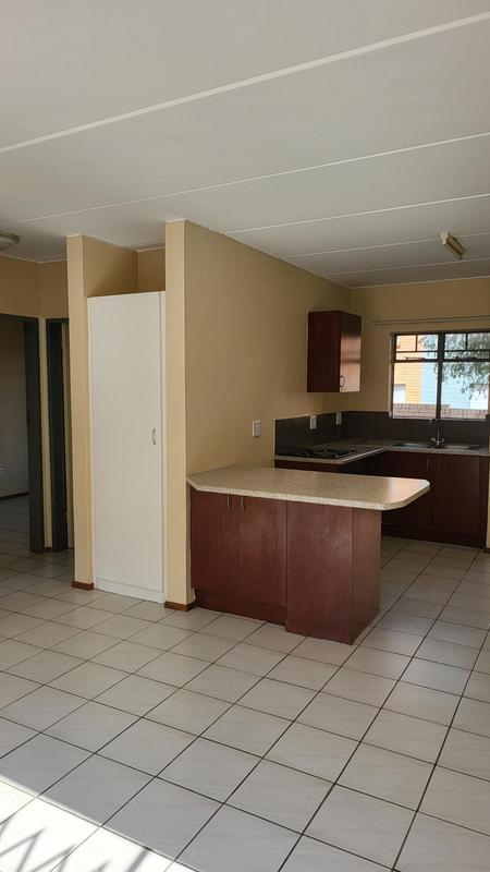 To Let 2 Bedroom Property for Rent in Rooihuiskraal North Gauteng