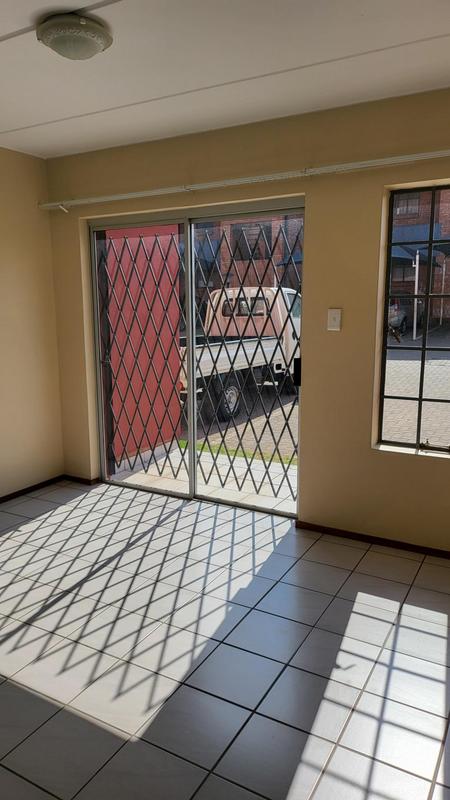 To Let 2 Bedroom Property for Rent in Rooihuiskraal North Gauteng