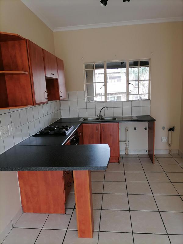 To Let 1 Bedroom Property for Rent in Amberfield Gauteng