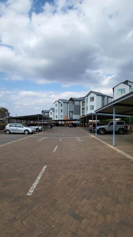 To Let 2 Bedroom Property for Rent in Shere Gauteng