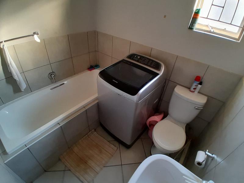 3 Bedroom Property for Sale in Lotus Gardens Gauteng