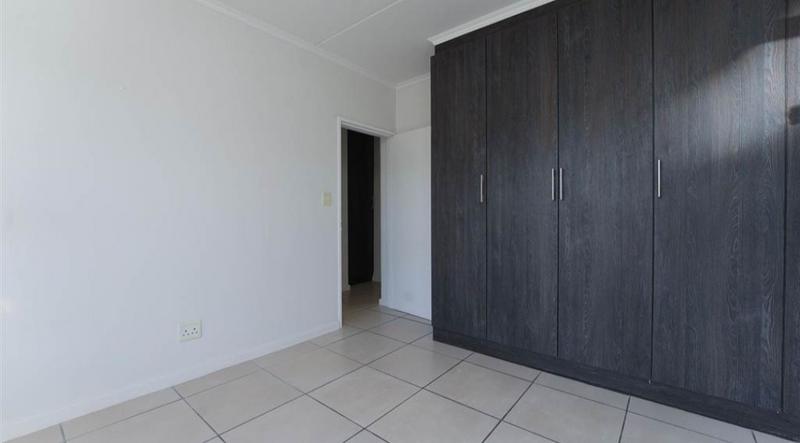 To Let 3 Bedroom Property for Rent in Olivedale Gauteng