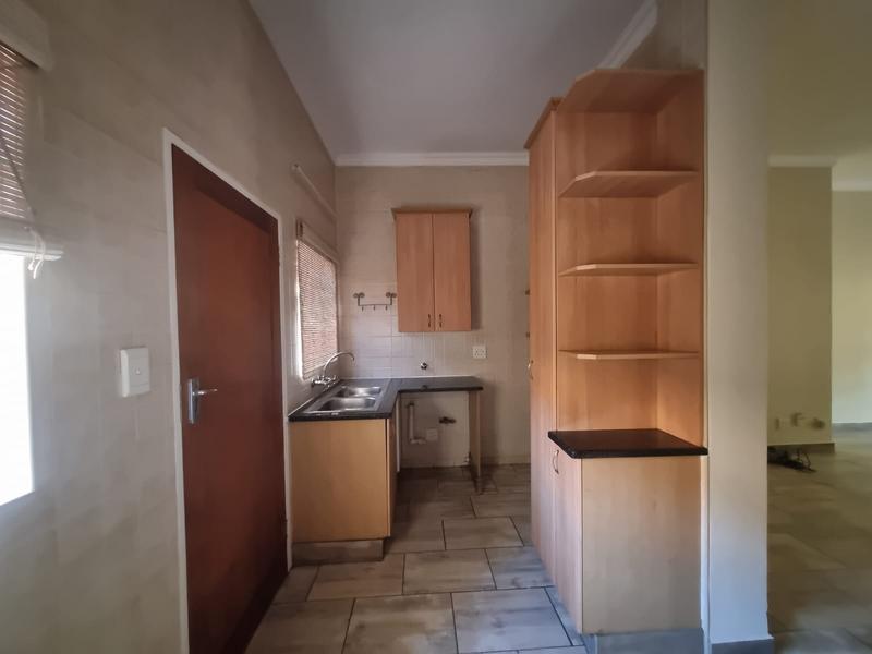 To Let 3 Bedroom Property for Rent in The Wilds Gauteng