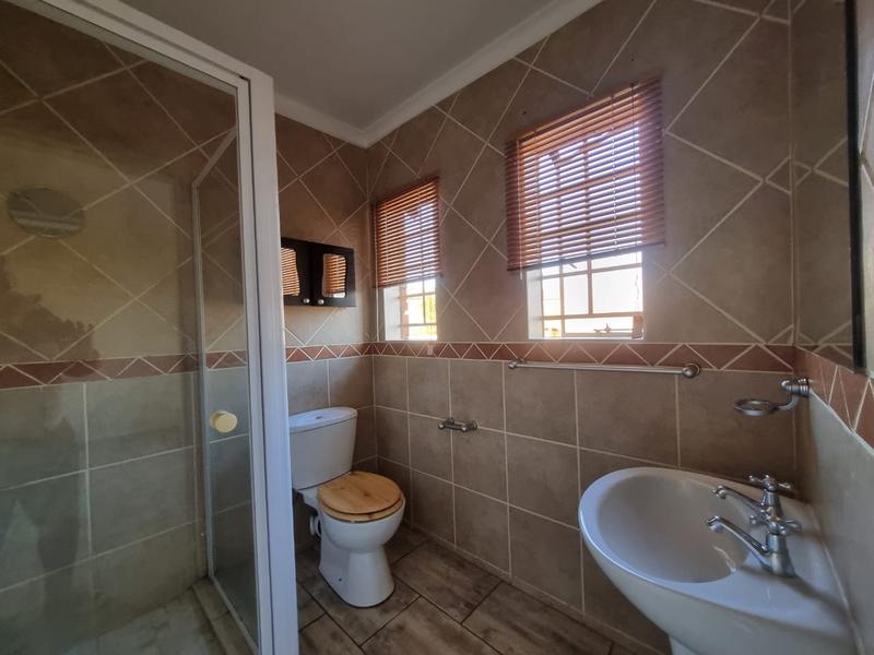 To Let 3 Bedroom Property for Rent in The Wilds Gauteng