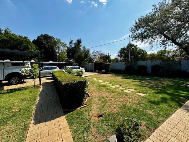 6 Bedroom Property for Sale in Northcliff Gauteng