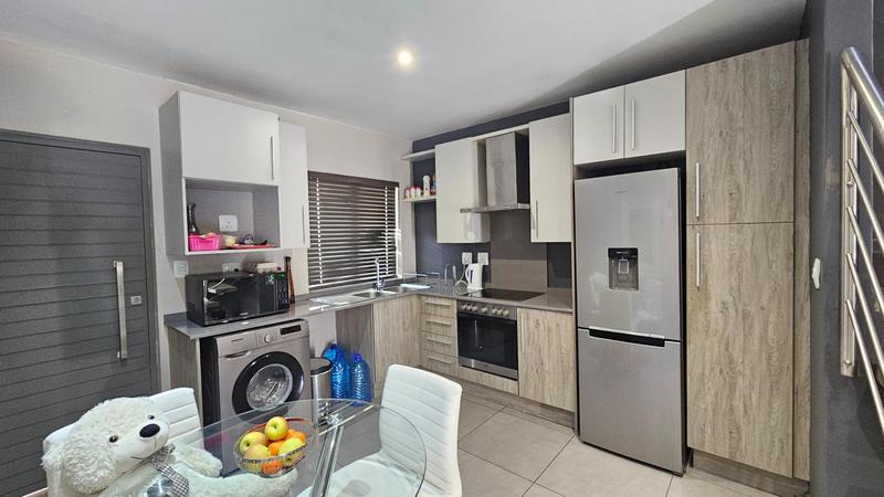 2 Bedroom Property for Sale in Morningside Gauteng