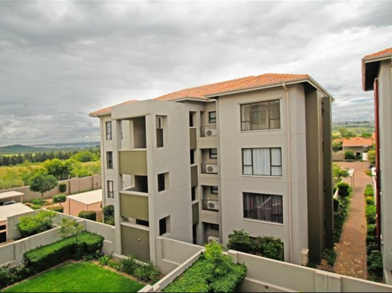 2 Bedroom Property for Sale in Sunninghill Gauteng