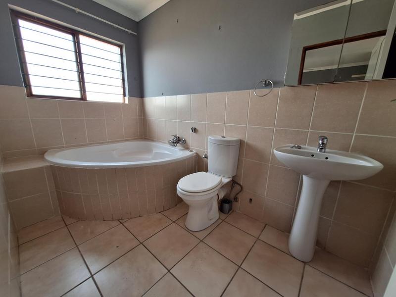 To Let 2 Bedroom Property for Rent in The Reeds Gauteng