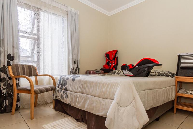 2 Bedroom Property for Sale in Amberfield Gauteng