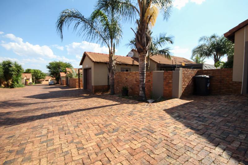 2 Bedroom Property for Sale in Amberfield Gauteng